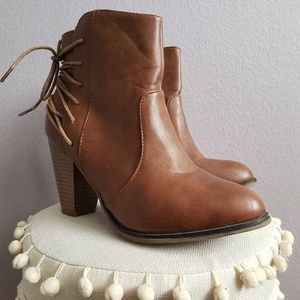 Ankle boots